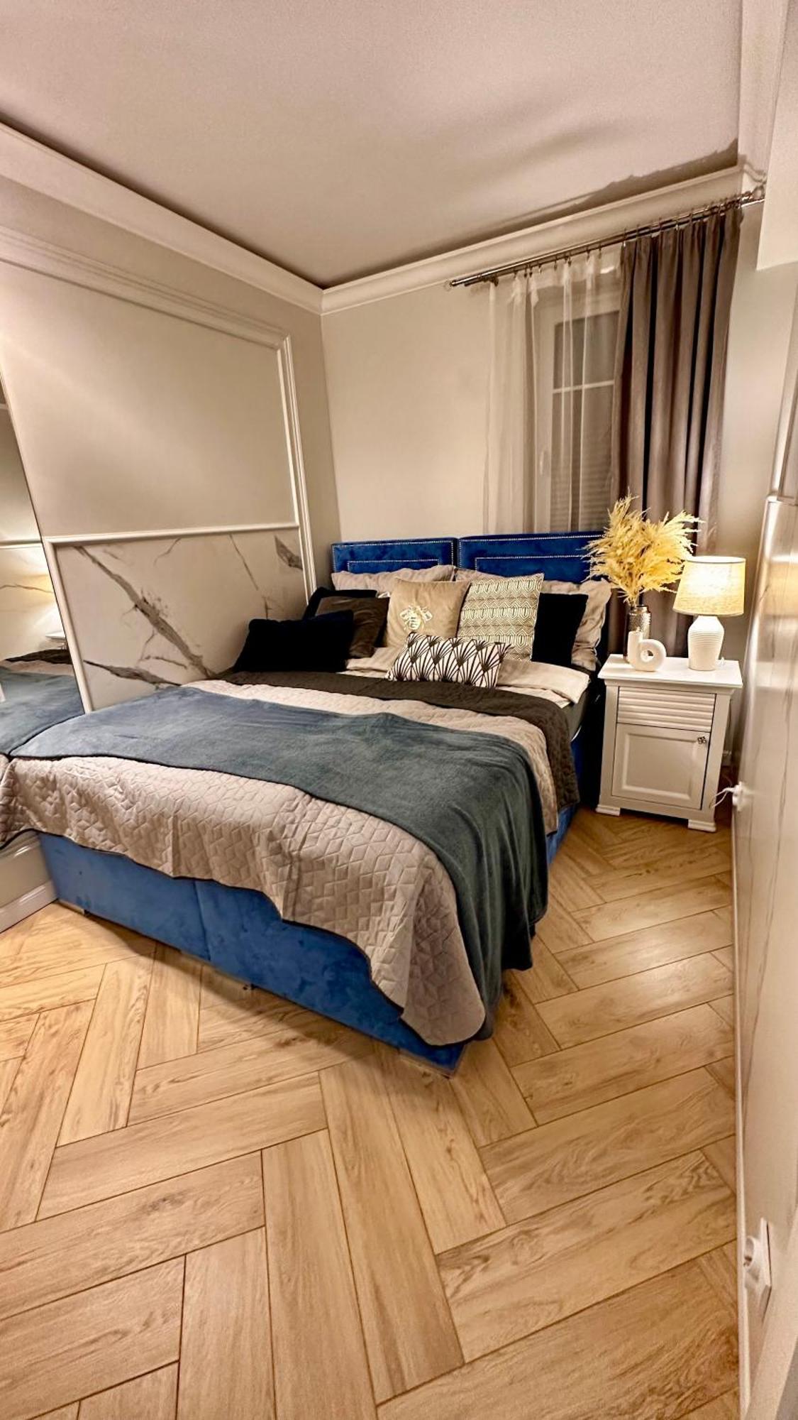 Apartament Saphire Kielce Extérieur photo