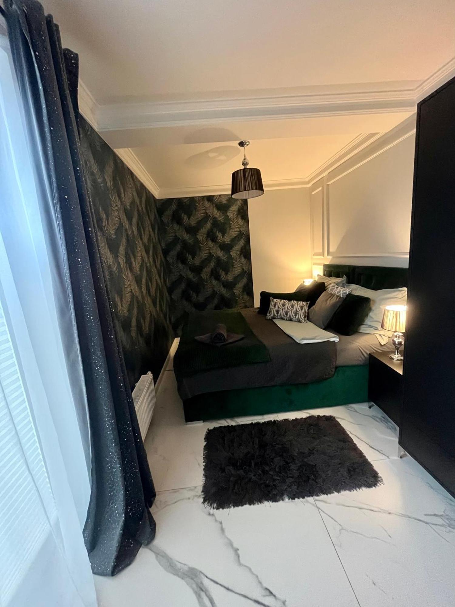 Apartament Saphire Kielce Extérieur photo